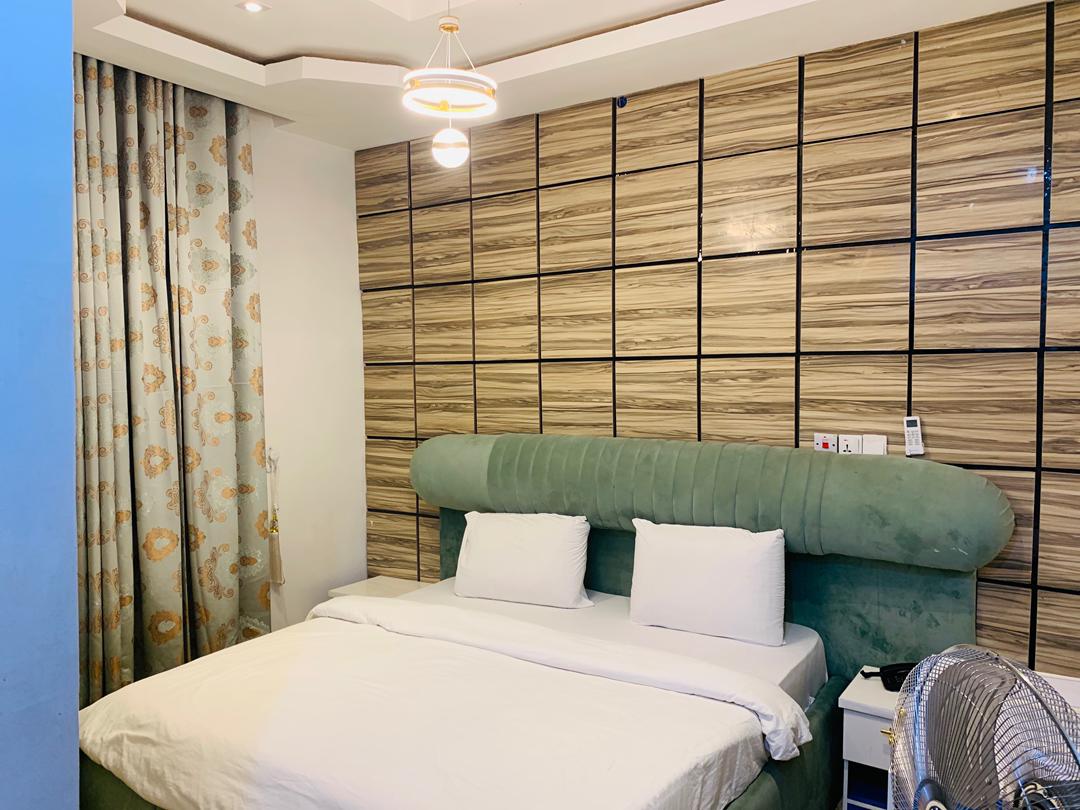 Executive Deluxe K11